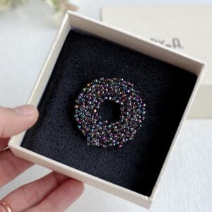 Cài áo Twinkle Donut Brooch kèm hộp RYA 780262